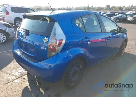 2012 Toyota Prius C Two из США, поврежденный, VIN JTDKDTB3XC1017845